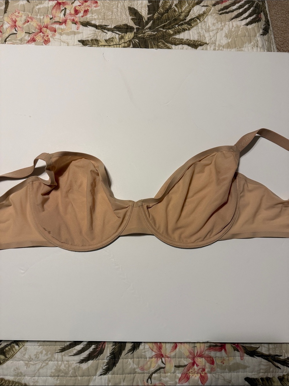 aerie Two-Pack Underwire Bras in Black and Nude size 40D - Picture 5 of 7